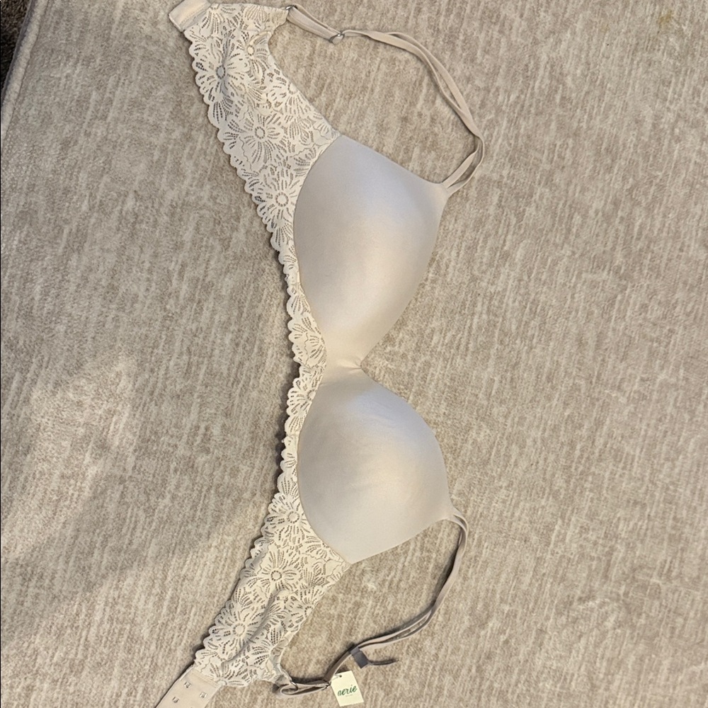 Aerie Lace Accent Bra in Cream